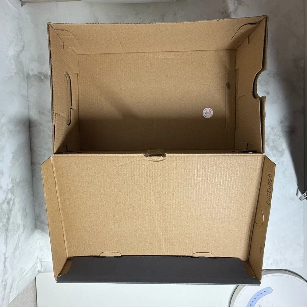 New Balance | Empty 550 Shoe Box | Gray
